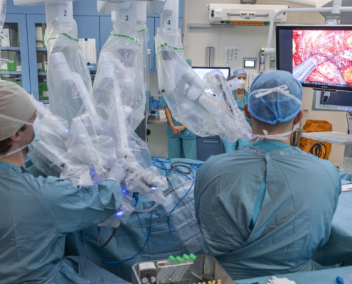 Klinik Landstraße - Schilddrüsen-Operation mit DaVinci-Roboter